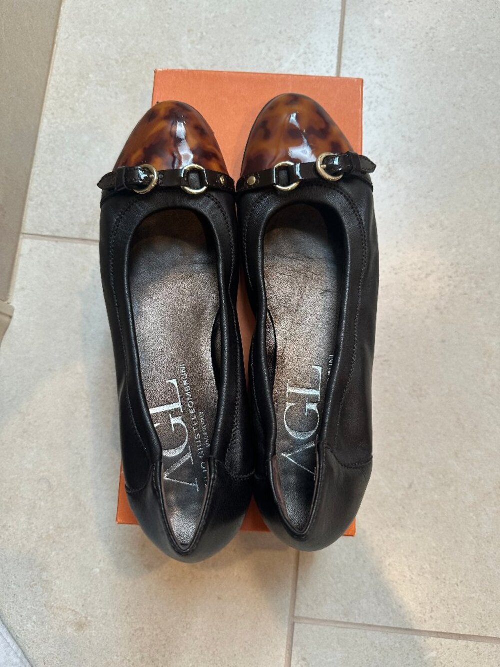 AGL Flats